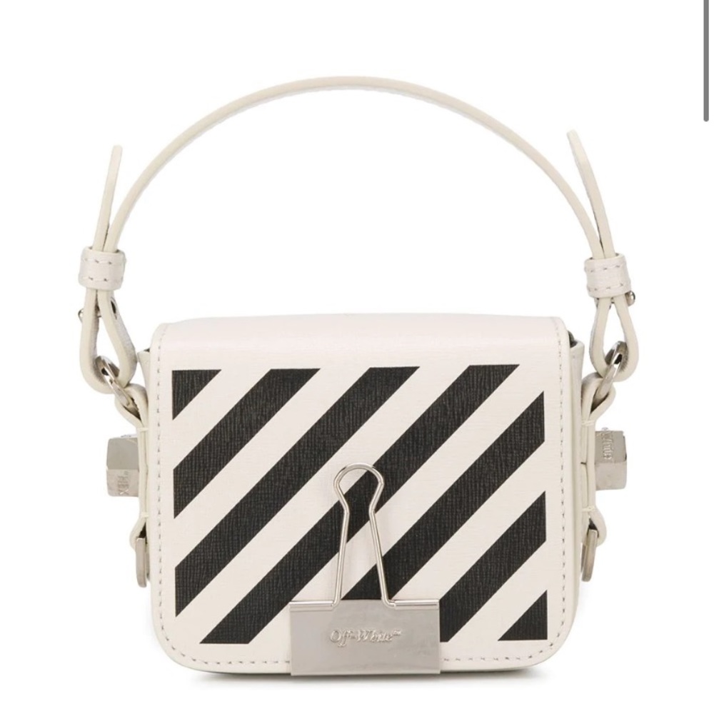 !!!SOLD!!!Off-White
Diag Binder Clip shoulder bag